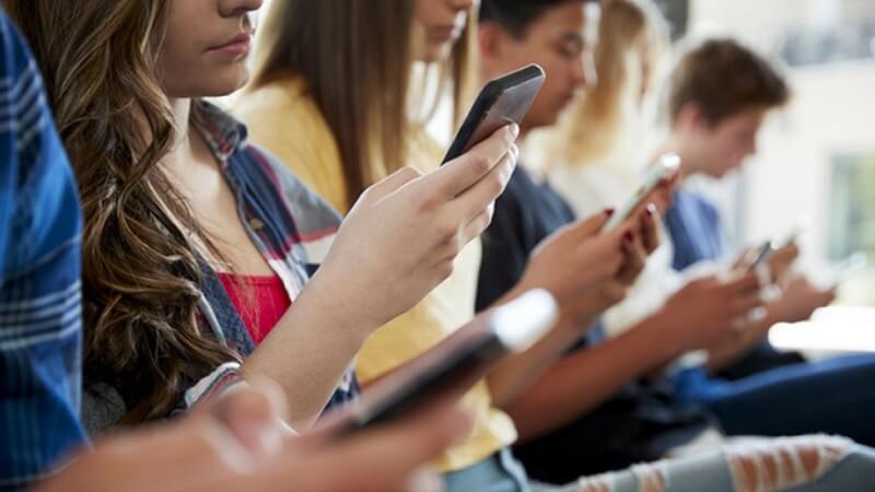 thói quen xấu khi dùng smartphone