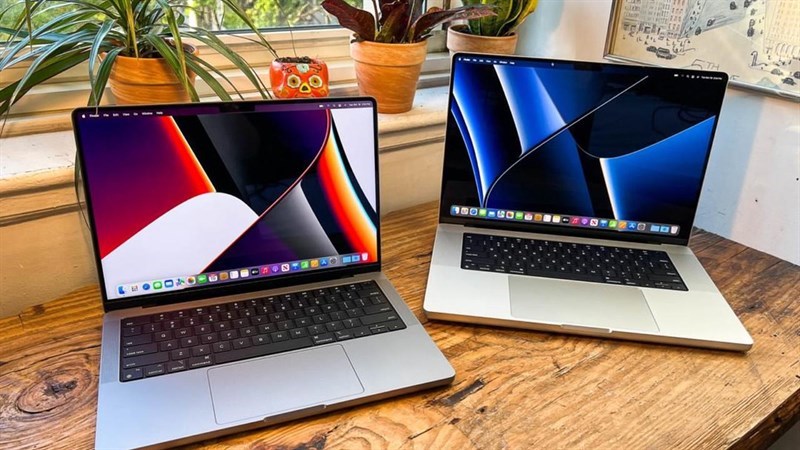Có nên mua Macbook cũ không?