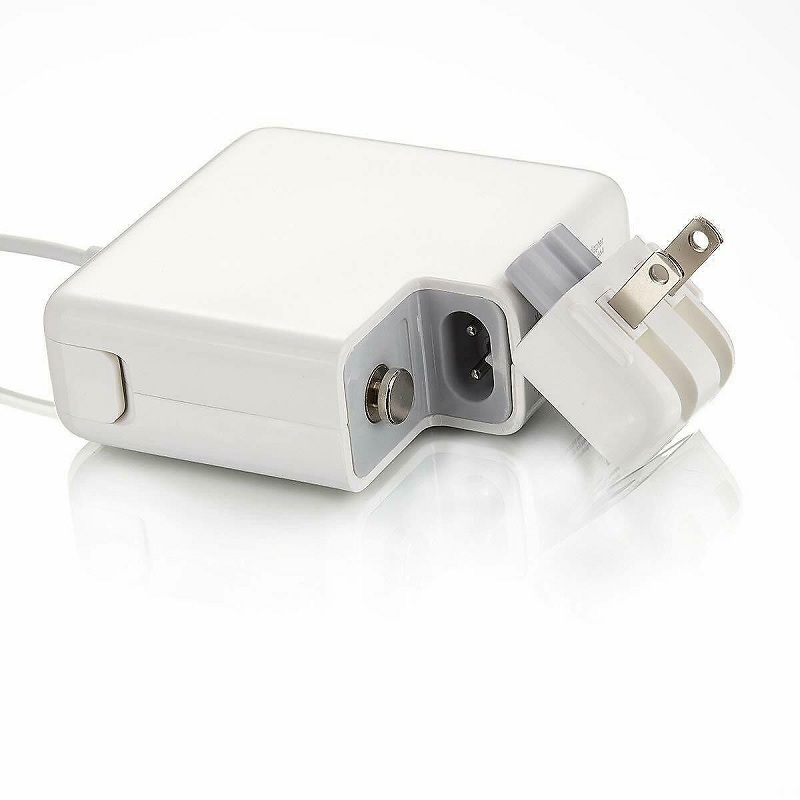 Lưu ý khi tháo cục sạc Macbook Pro