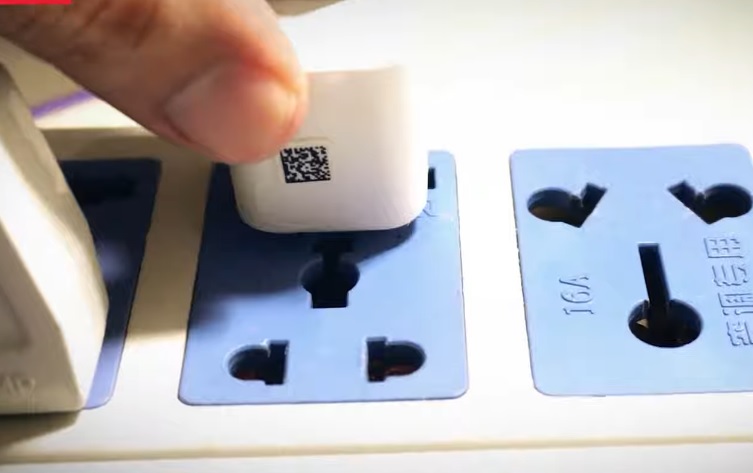 Nguyên nhân iPhone X sạc không vào pin do nguồn điện