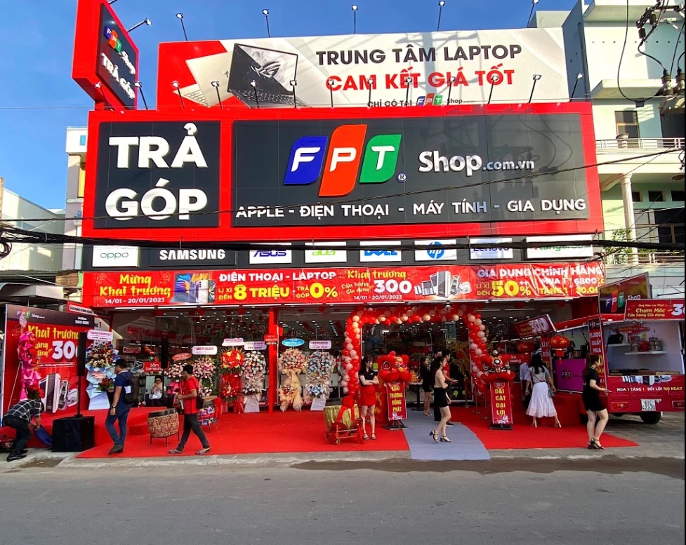 Cửa hàng FPT Shop bán iPhone cũ uy tín tại TPHCM