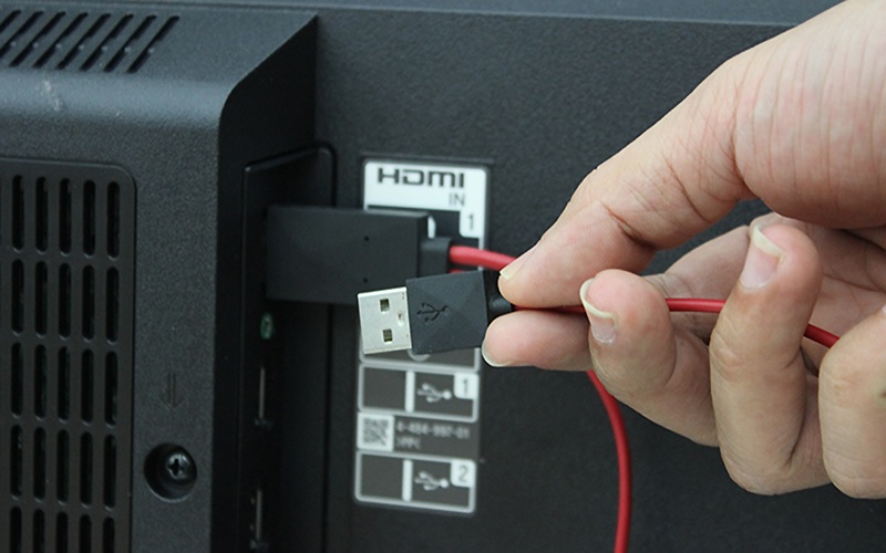 Sử dụng cáp MHL truyền thống