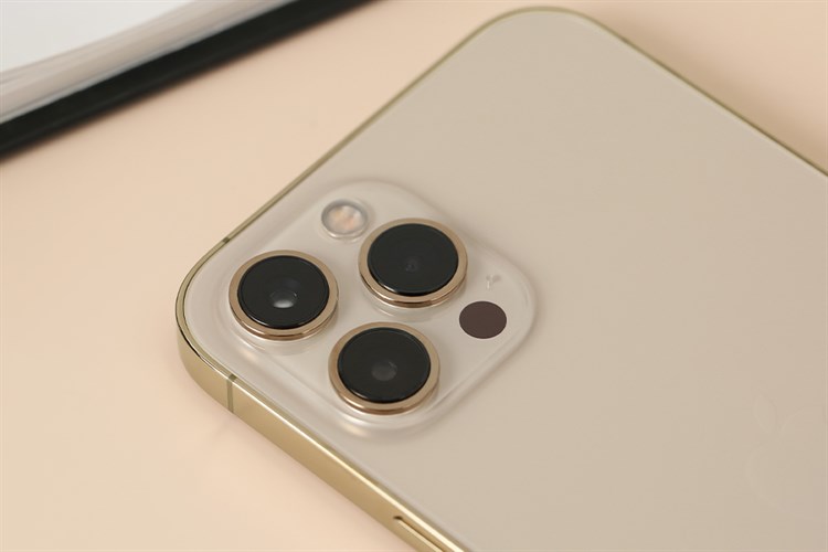 Đánh giá iPhone 12 Pro Max 512GB cũ