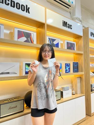Khách hàng check-in tại TuanDigi