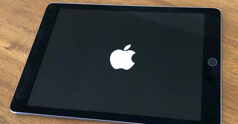 Biểu hiện khi iPad bị treo táo, treo logo