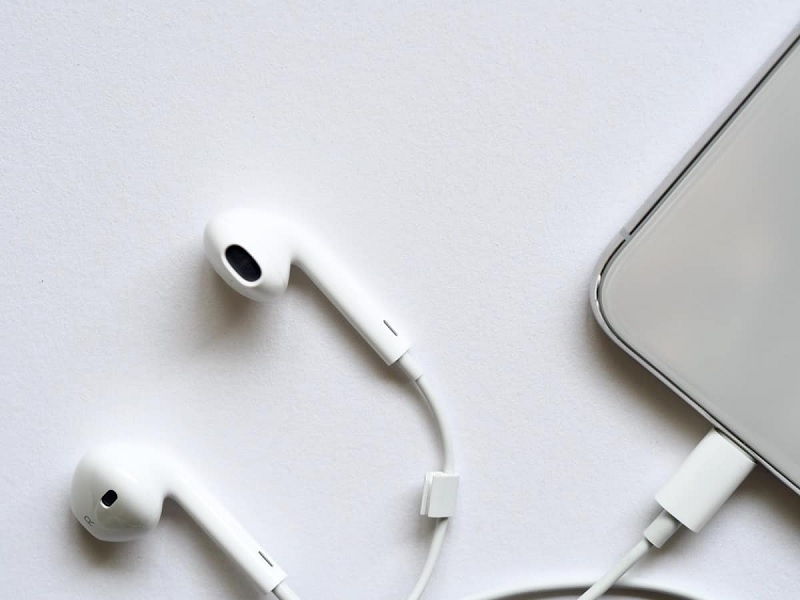 Nguyên nhân iPad chuyển sang chế độ tai nghe