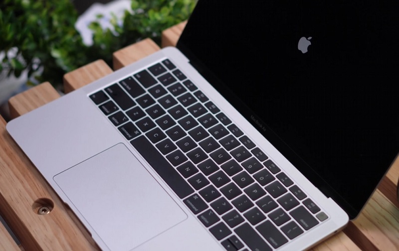 Nguyên nhân Macbook không lên màn hình