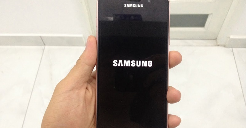 Nguyên nhân điện thoại Samsung bị treo logo