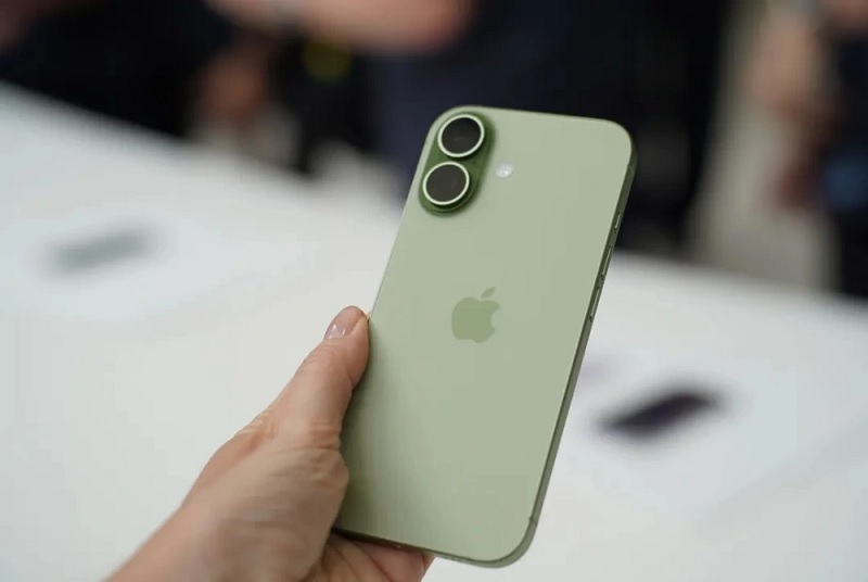 So sánh iPhone 17 vs iPhone 17 Pro qua hiệu năng và xử lý AI