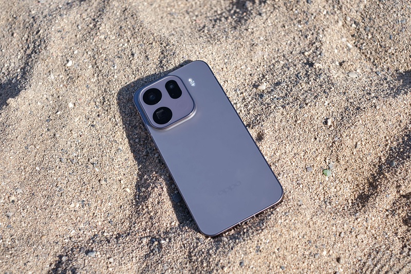 OPPO Find X9 Pro và iPhone Air qua khả năng chơi game