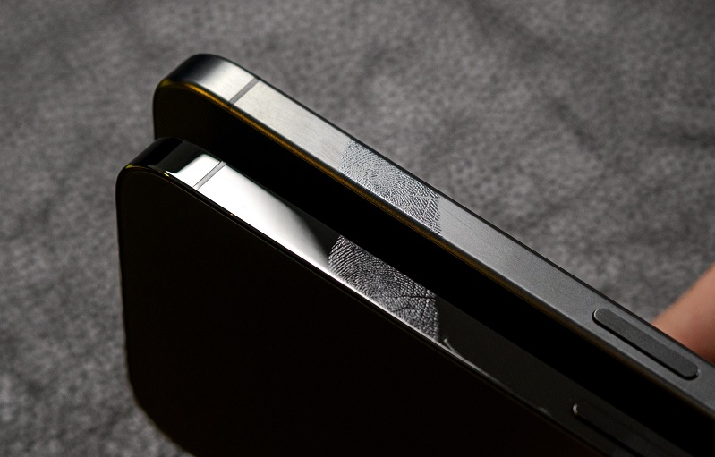 Đánh giá độ bền vỏ Titan, nhôm, nhôm nguyên khối trên iPhone
