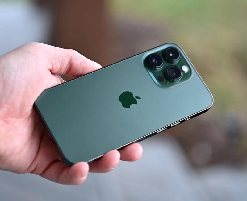 So sánh iPhone Air và iPhone 13 Pro qua Hiệu năng