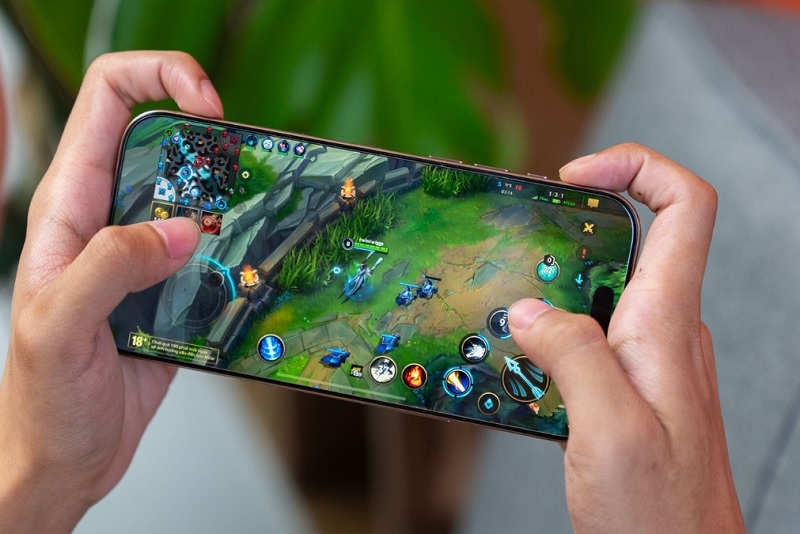 So sánh iPhone Air và iPhone 16 Plus qua khả năng chơi game
