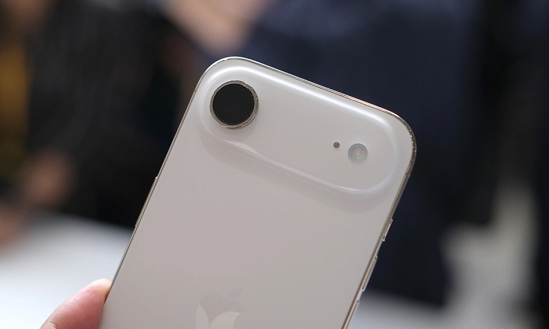 So sánh iPhone Air và iPhone 16 thường qua pin và thời gian sử dụng