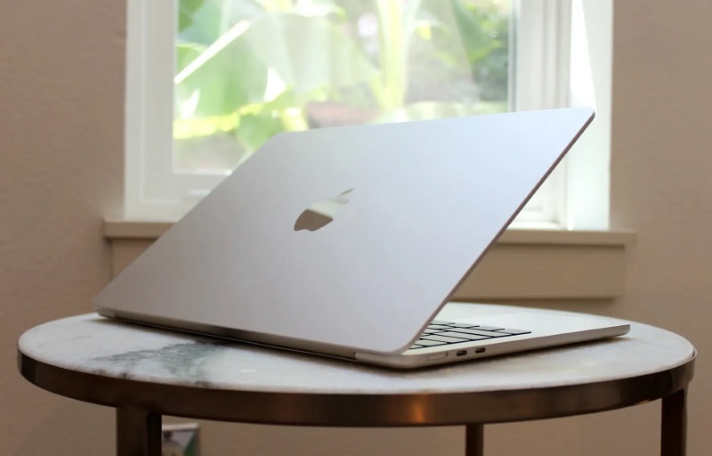 Có nên sử dụng MacBook Air M2 cũ không?