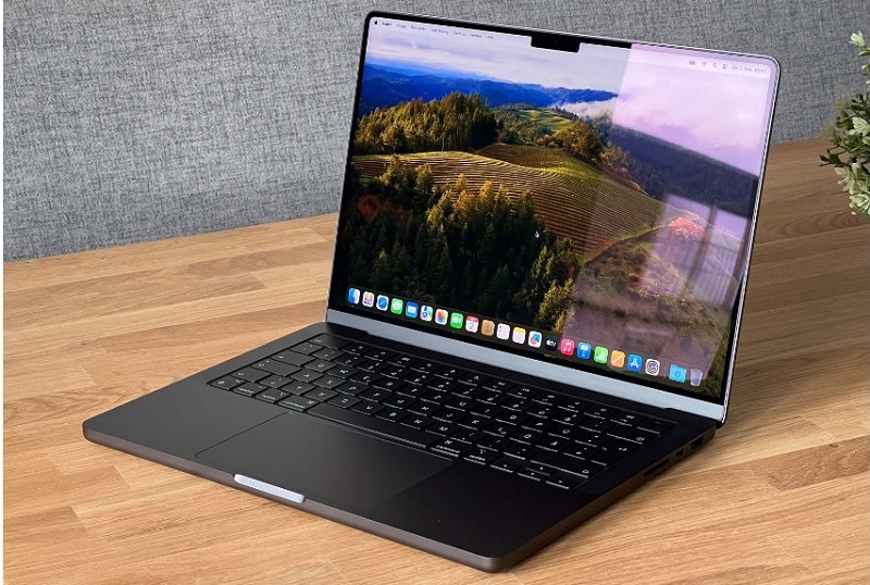 Macbook 14 inch cũ