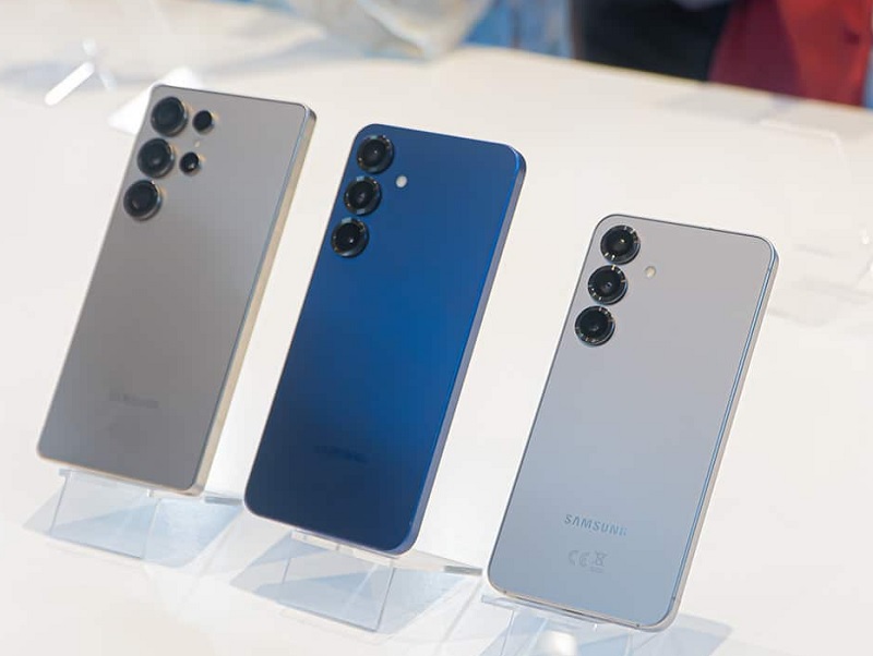 So sánh Galaxy S25 Ultra Hàn Quốc và Việt Nam qua bảo hành và phần mềm hỗ trợ