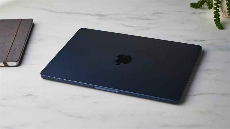 Vì sao Macbook màu đen được ưa chuộng?