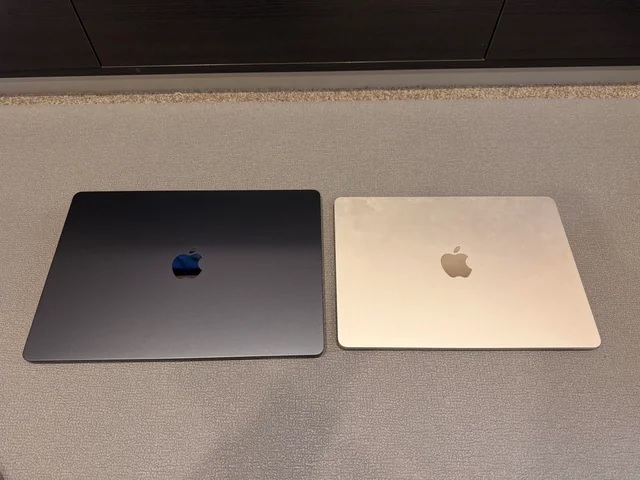 So sánh MacBook Air M5 vs MacBook Air M2 qua thiết kế