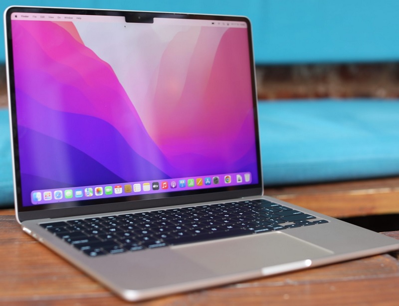 So sánh MacBook Air M5 vs MacBook Air M2 qua pin và thời gian sử dụng