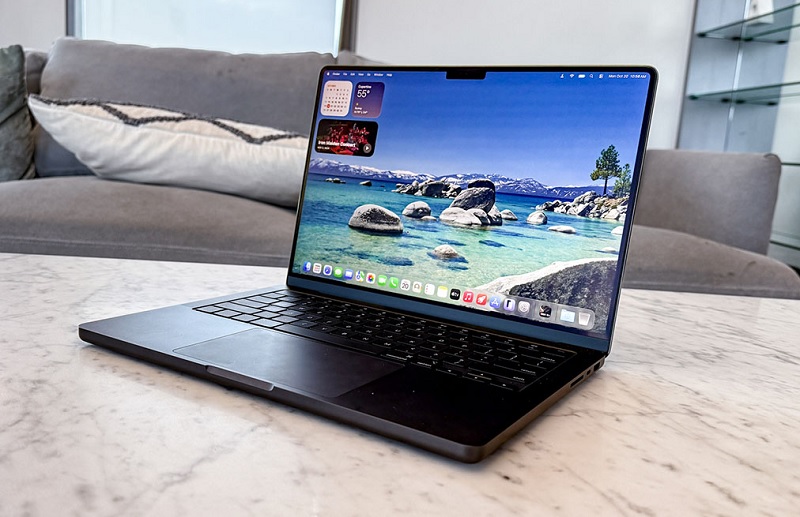 So sánh MacBook Pro M5 và MacBook Pro M2 qua cổng kết nối