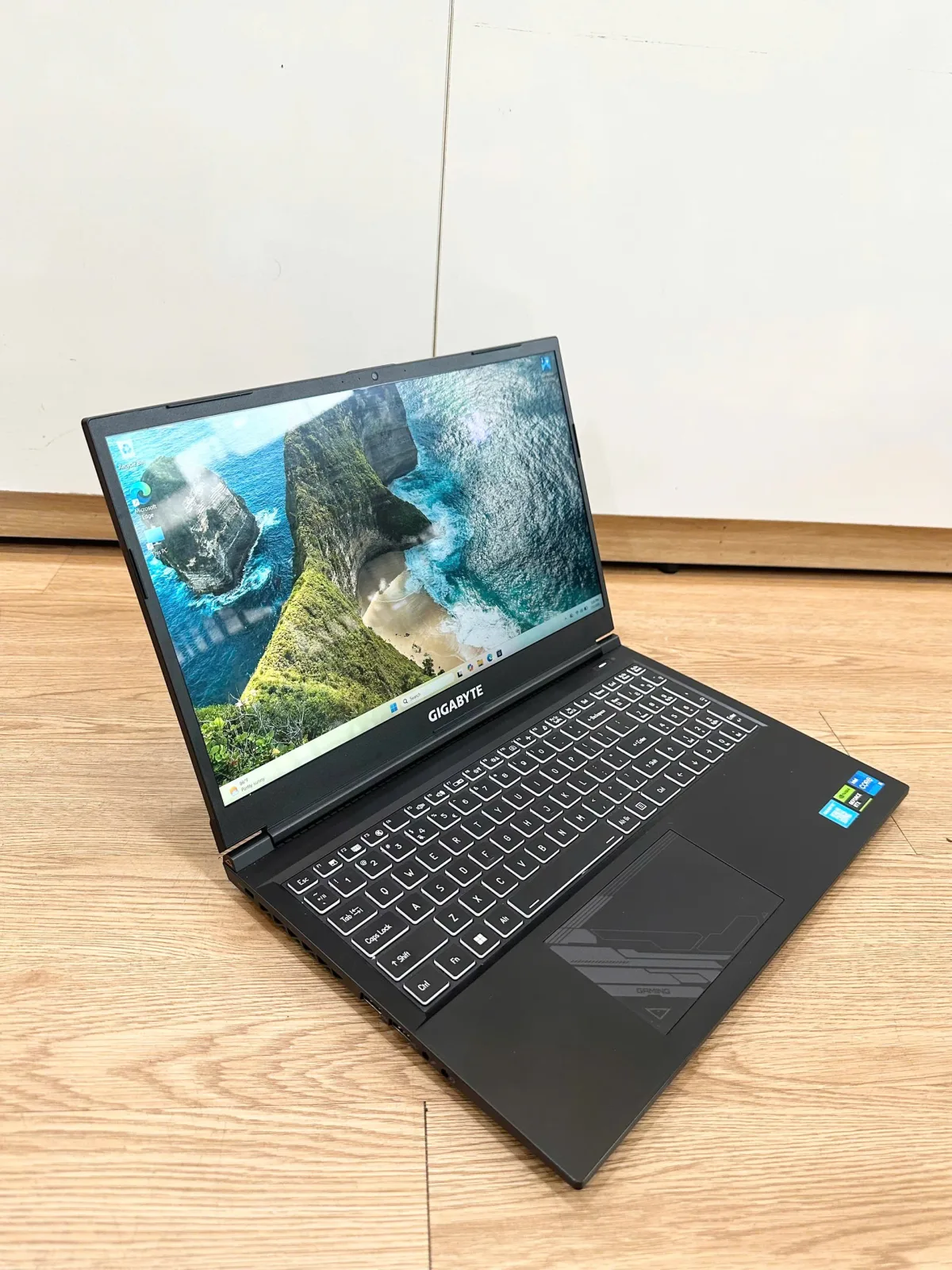 Gigabyte Gaming G5 MF5-52VN353SH I5 13500H/16GB/512GB/15.6"FHD/RTX4050_6GB/Win11