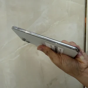 iphone-11-pro-max-64-trang-cu-2304f6.webp Iphone 11 Pro Max 64 Trắng Cũ