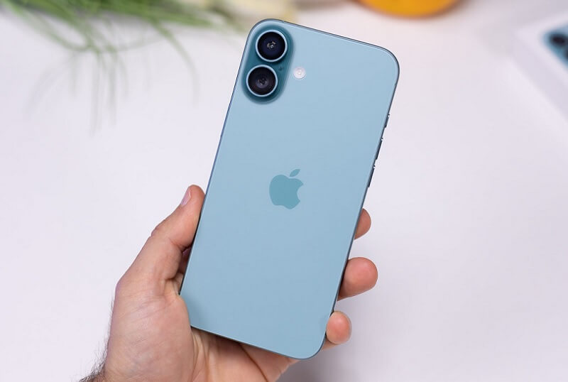 iPhone 16 Plus